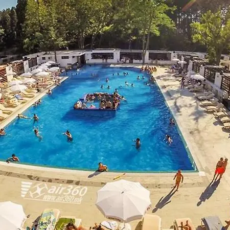 Park Studio Apolona Apartman *